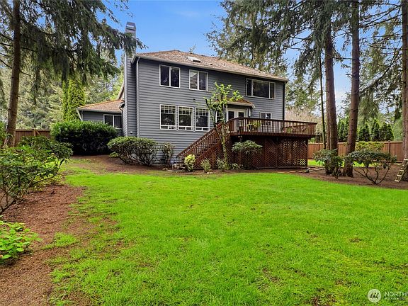 3rd image of 9632 Regency Loop SE
