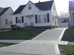 14412 Tabor Ave, Maple Heights, OH 44137