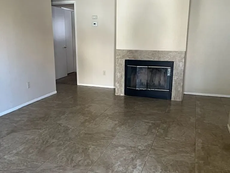 3104 Brookfield Loop — Photo 1