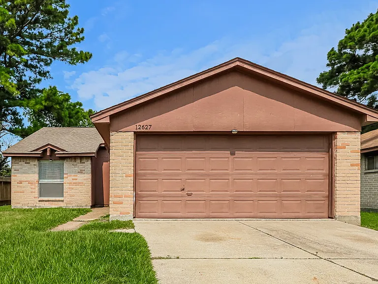 12627 Day Hollow Ln — Photo 1