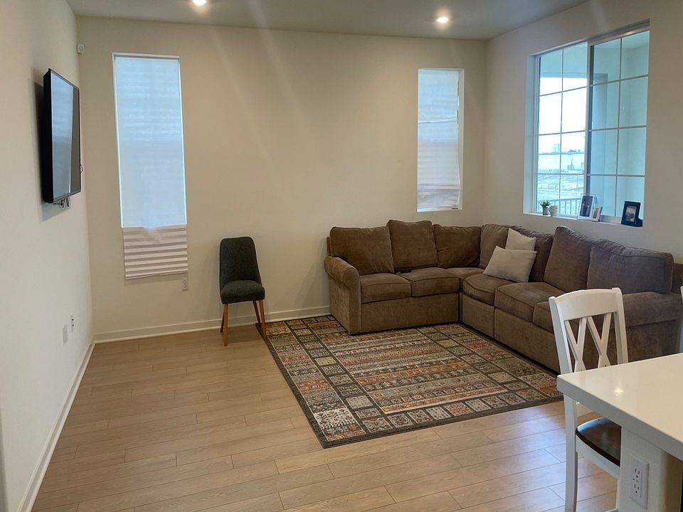 1st image of 8223 Spirit St