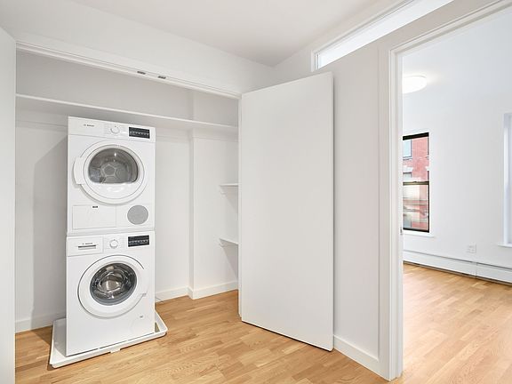 4th image of 150 Ludlow St APT 3F