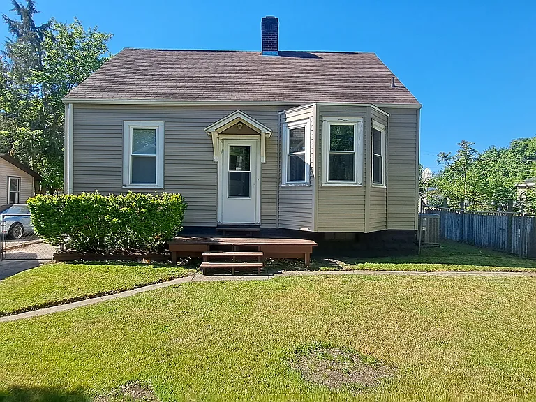 1505 Smith St — Photo 12