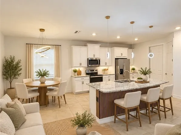 838 NW 2nd St, Cape Coral, FL 33993