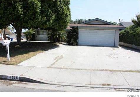 2nd image of 3695 Dixie Ln