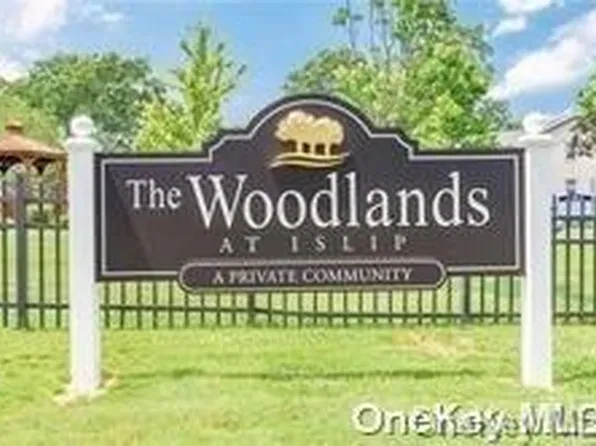 83 Finch Lane #1B, Islip, NY 11751
