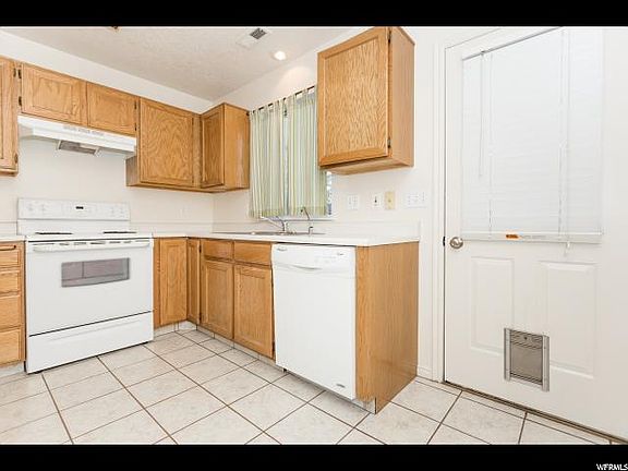 5th image of 2364 W 540 N Unit 21