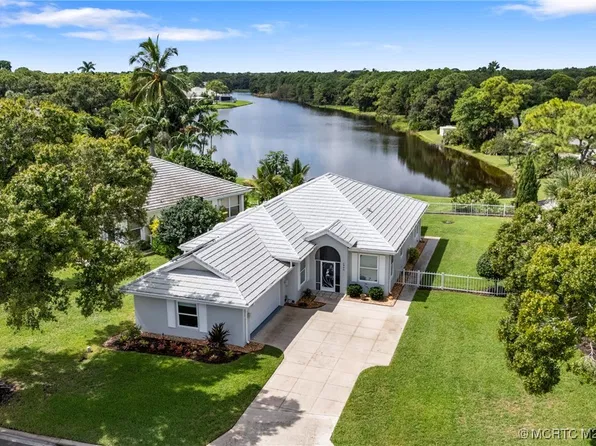 7448 SE Autumn Ln, Hobe Sound, FL 33455