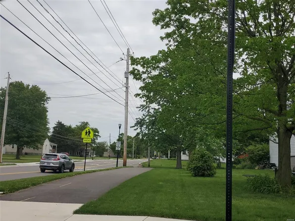 2371 Holton Rd, Grove City, OH 43123