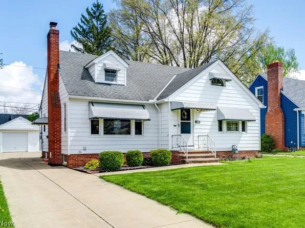 16080 Glenridge Ave, Middleburg Heights, OH 44130