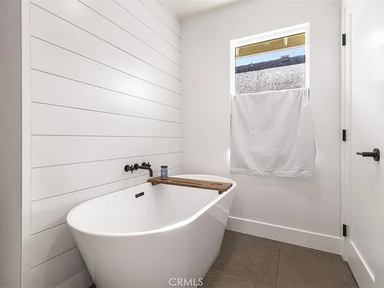 4912 Seapine Cir — Photo 30