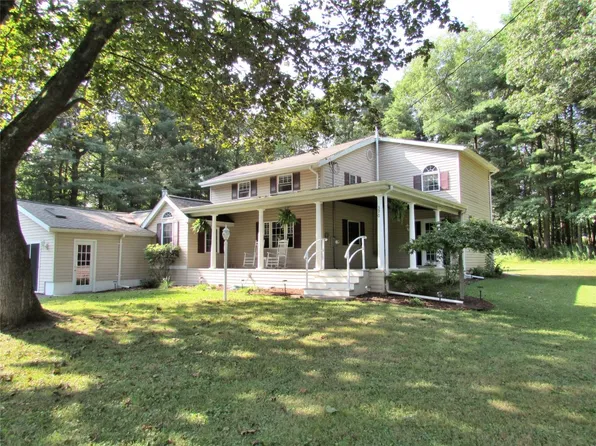 390 Powers Rd, Binghamton, NY 13903