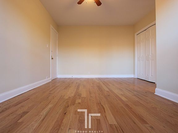 3rd image of 2900 N Mildred Ave #29023C