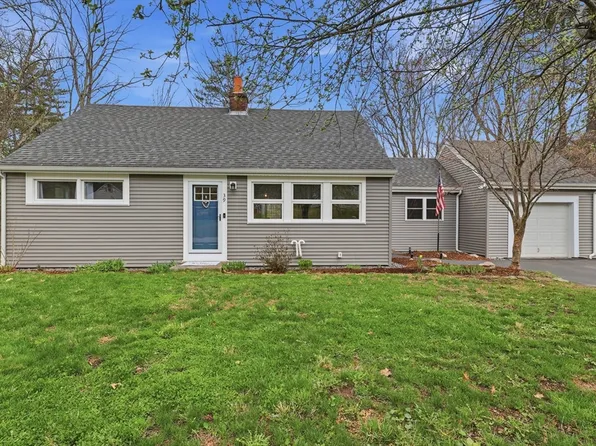 39 Shady Lane Ave, Northborough, MA 01532