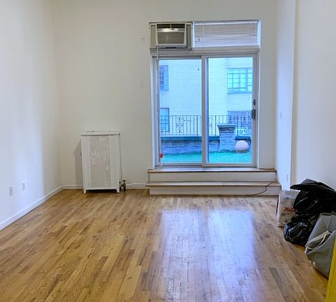 4th image of 6 W 87th St APT 9