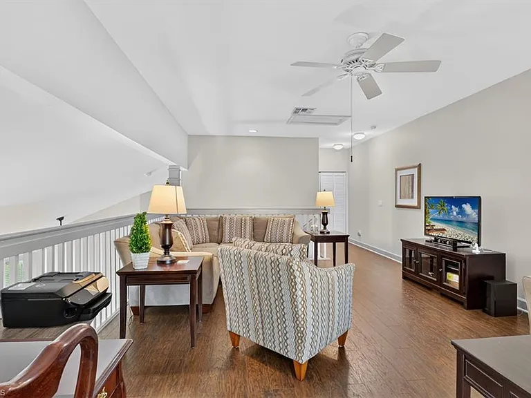 14907 Sterling Oaks Dr — Photo 25