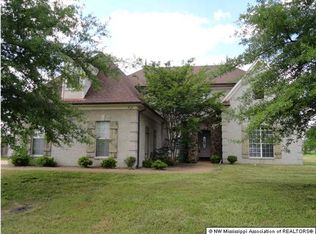 4972 Pleasant Rdg, Olive Branch, MS 38654