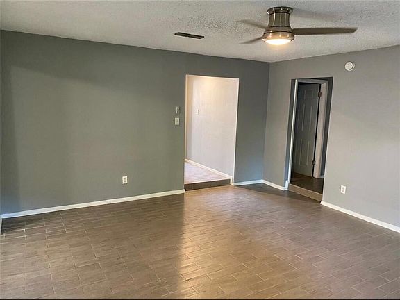 3rd image of 416 Hill St