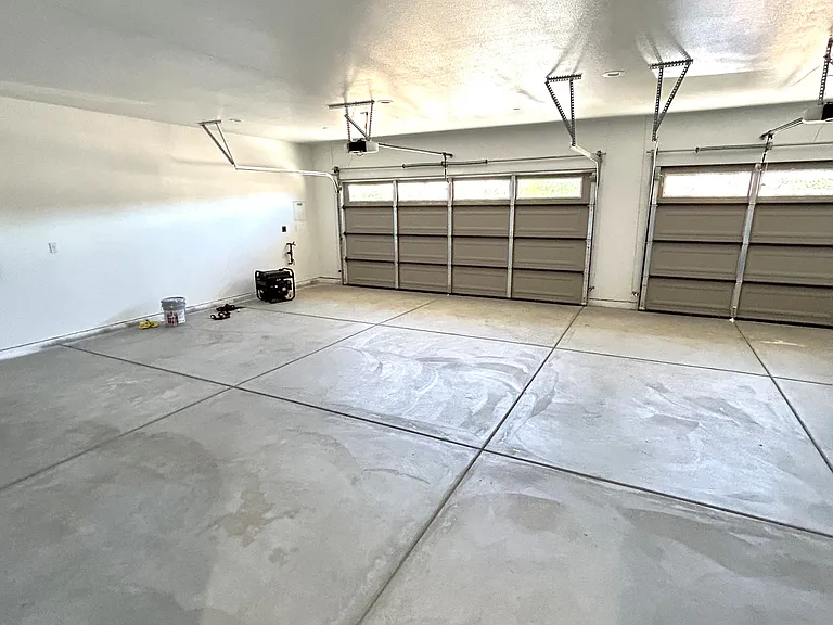 16920 Danbury Ave — Photo 13