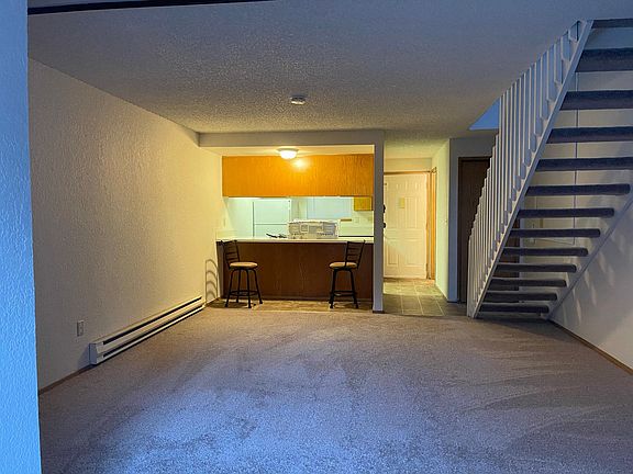 5th image of 729 1st Ave S