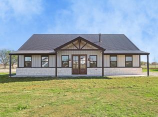 7041 Private Road 4923, Krum, TX 76249