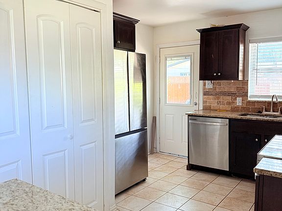 3rd image of 3708 Van Ness Ln