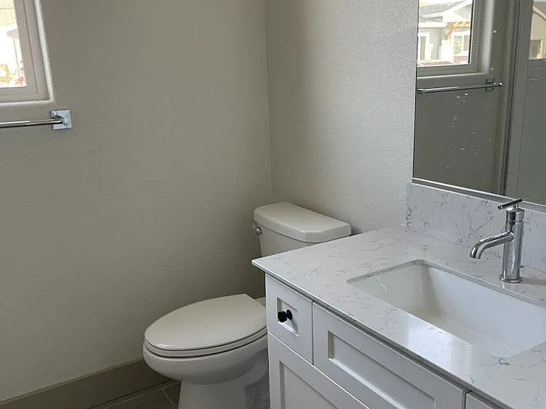 2451 Bastidas Dr — Photo 5