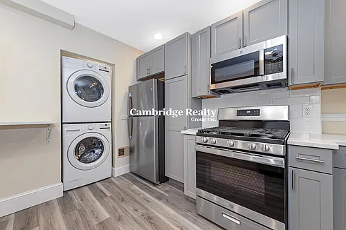 44 Brackett St #3T Photo 1