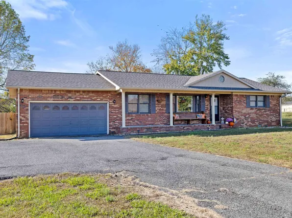 7725 State Route 121 N, Murray, KY 42071
