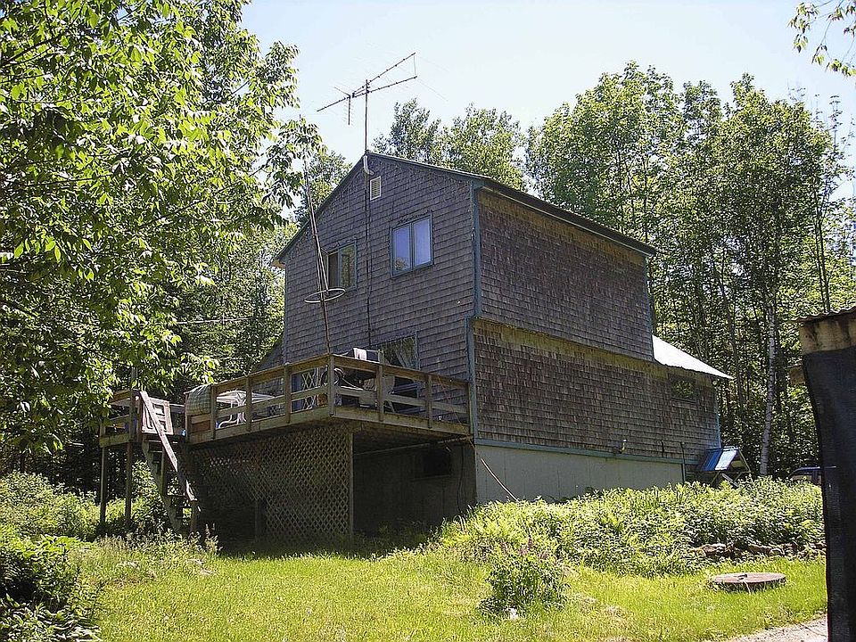 Eight room contemporary home located on 5.04 acres