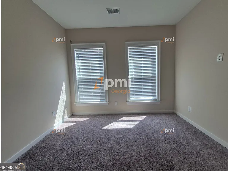 1807 Brandsford Ln NW — Photo 6