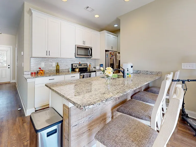 3855 Academy Dr #602 — Photo 11