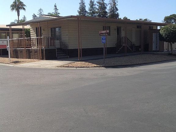 4th image of 460 Saint Florence Dr