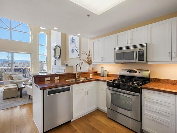 3rd image of 350 N 2nd St APT 307