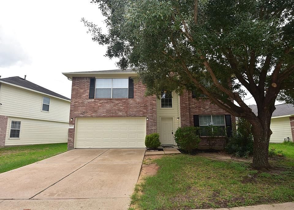 1st image of 19723 Byron Meadows Dr