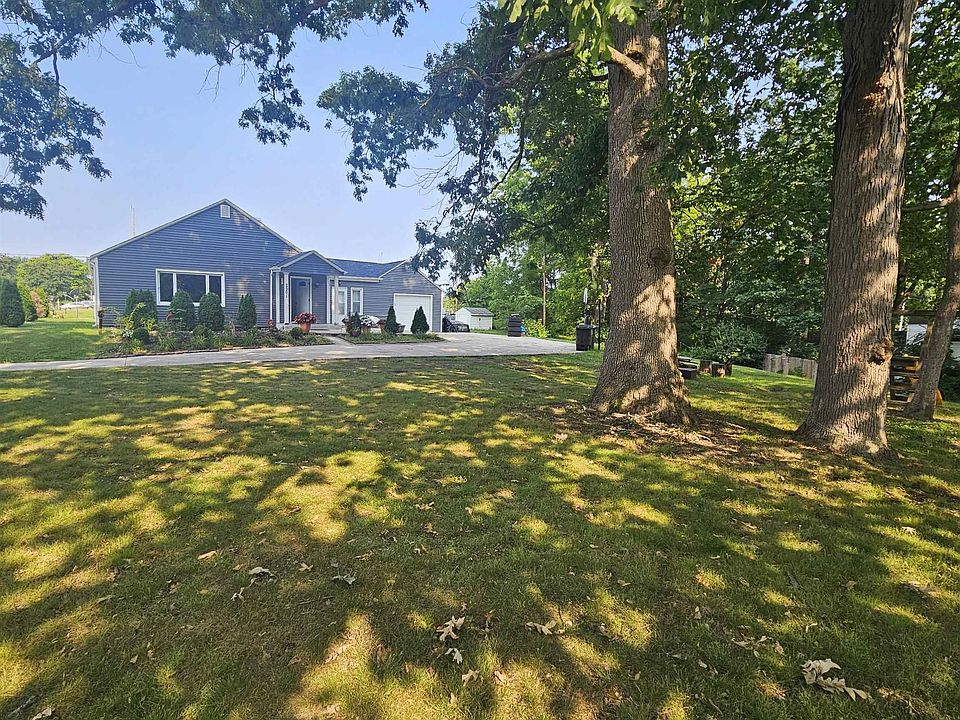 1st image of 2501 Poinsette Dr