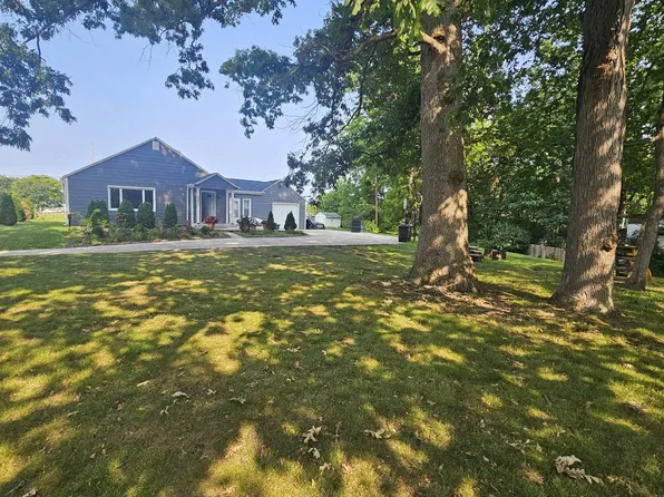 2501 Poinsette Dr, Fort Wayne, IN 46808