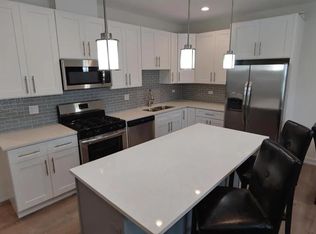 4211 N Harding Ave #1N, Chicago, IL 60618