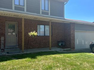 1390 Orchard Park Dr #1392, Columbus, OH 43232