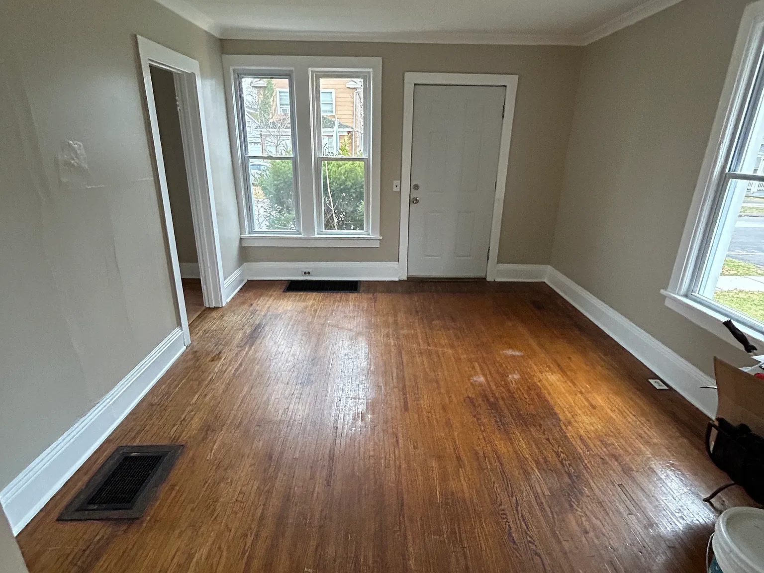 2 bed, 838 sqft, $1,650 — Photo 2