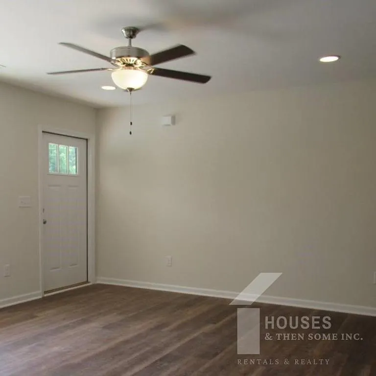 403 Bramlett Rd — Photo 4