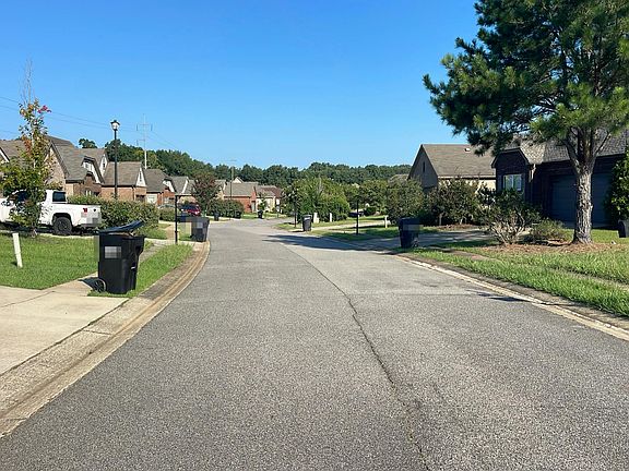 5th image of 4611 Rosser Loop Dr