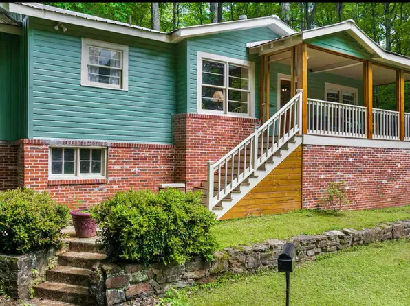 624 Armory Ln NW, Fort Payne, AL 35967