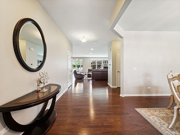 3rd image of 1501 Fir Ln