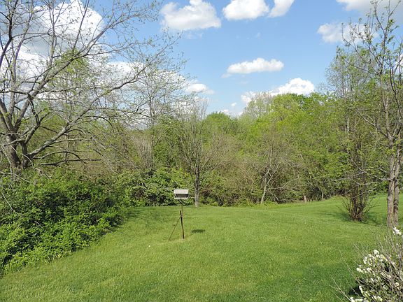 4th image of 727 Forest Hills Dr