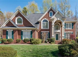 3034 Savannah Hills Dr, Matthews, NC 28105
