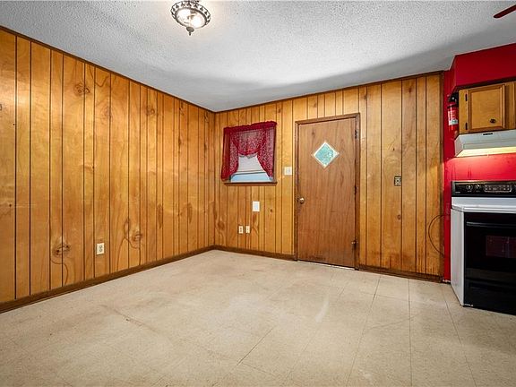 5th image of 9310 Woodvale Dr
