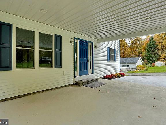 3rd image of 74 S Bender St