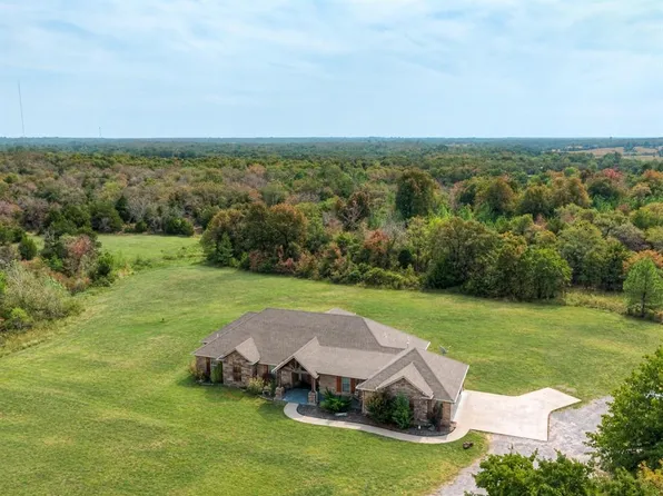 30365 Buck Ln, McLoud, OK 74851
