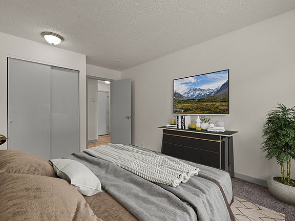 5th image of 3960 Galley Rd APT 5